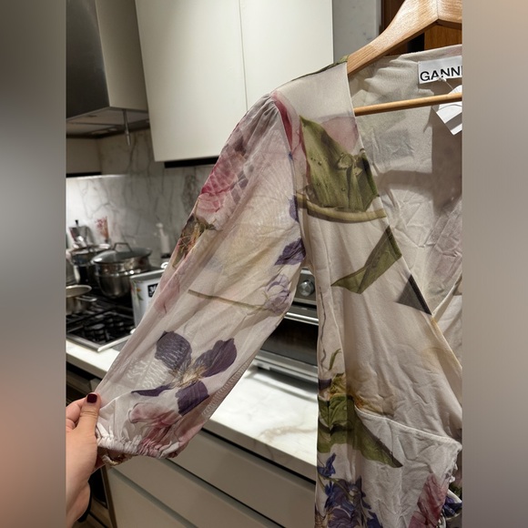 Ganni floral wrap dress - Picture 2 of 3